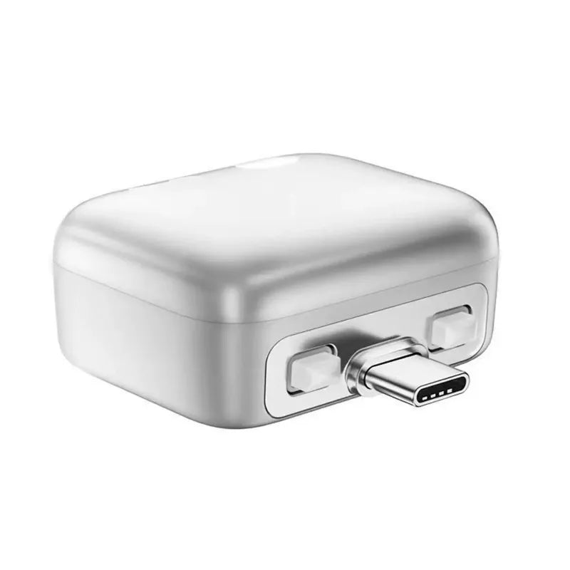 Adaptador USB-C con corte automático de carga, en blanco